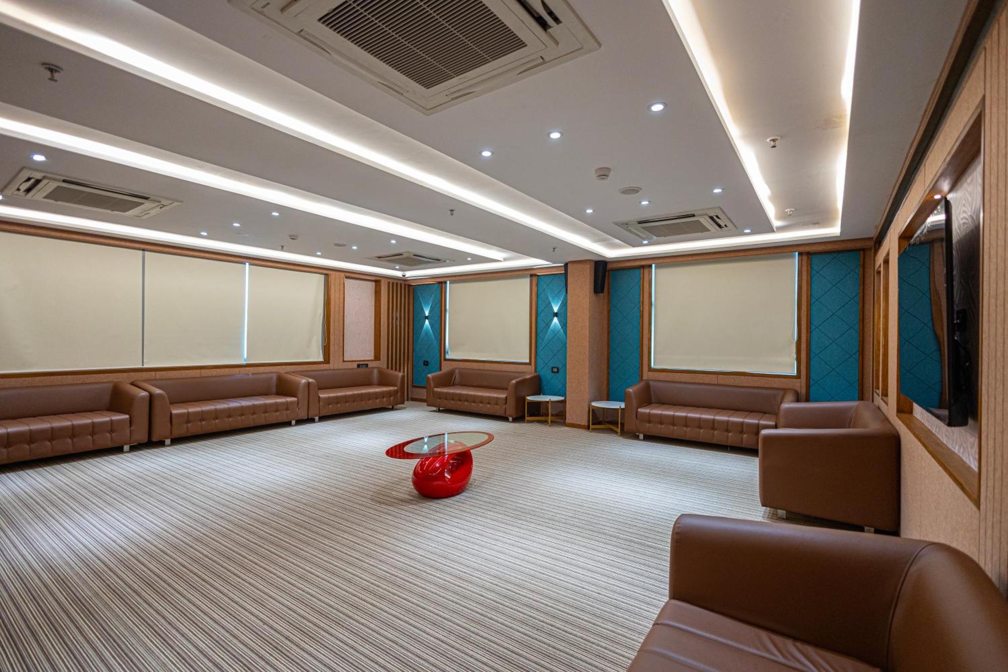 Ramada Encore By Wyndham Viramgam Экстерьер фото