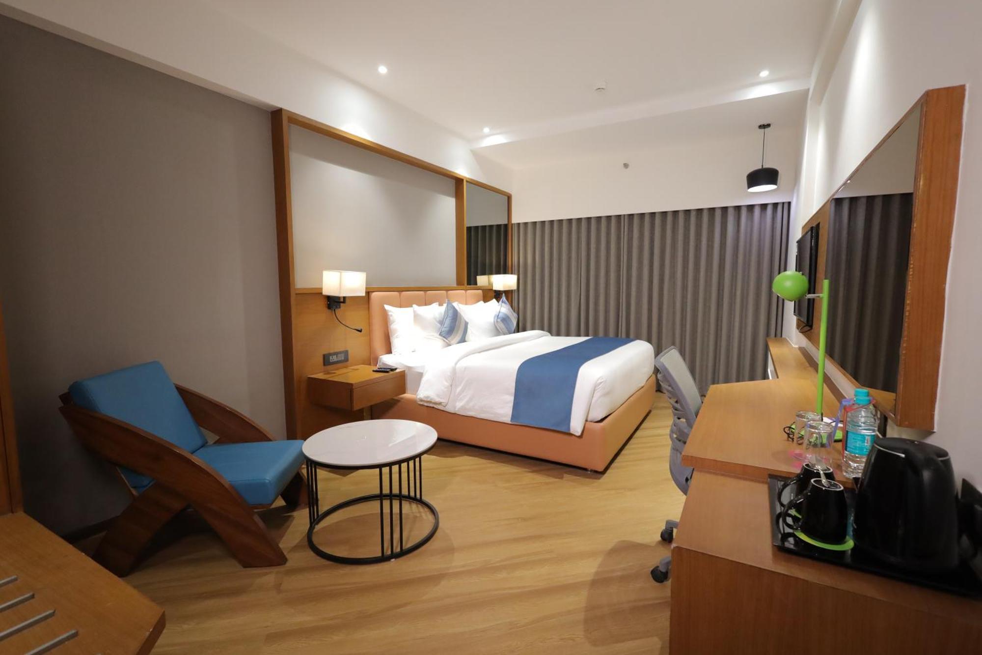 Ramada Encore By Wyndham Viramgam Экстерьер фото